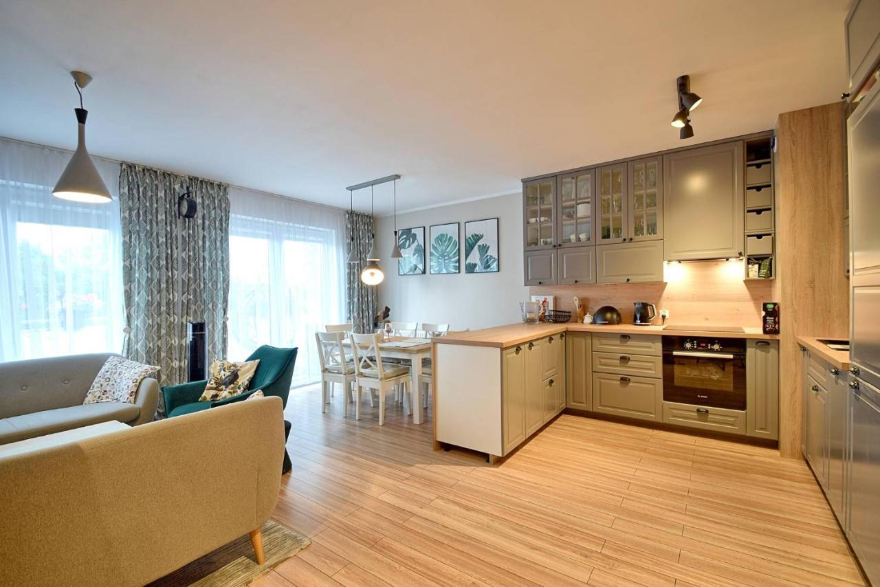 Klif Apartamenty Posesja Baltycka グジボボ エクステリア 写真